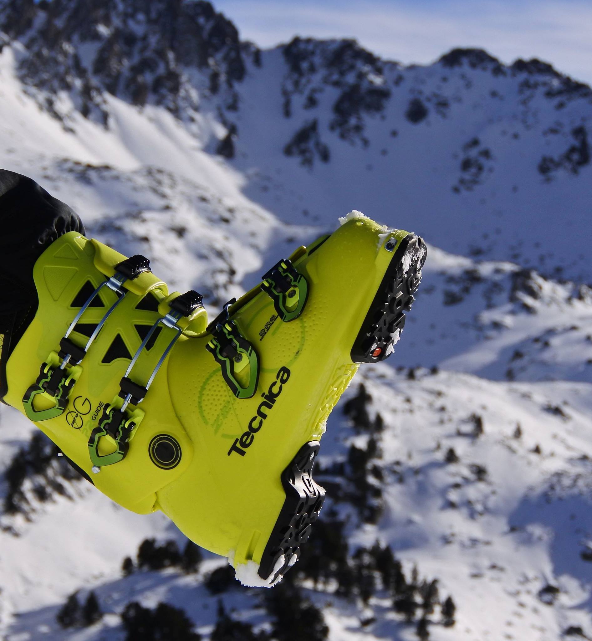 Buty narciarskie: Tecnica - &quot;ZERO G Guide Pro&quot;